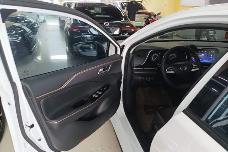 Used AION S 2023 Meizu 580 Lithium Iron Phosphate Driver Seat