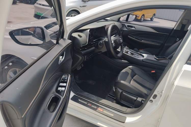 Used AION S 2023 Meizu 580 Lithium Iron Phosphate Driver Seat