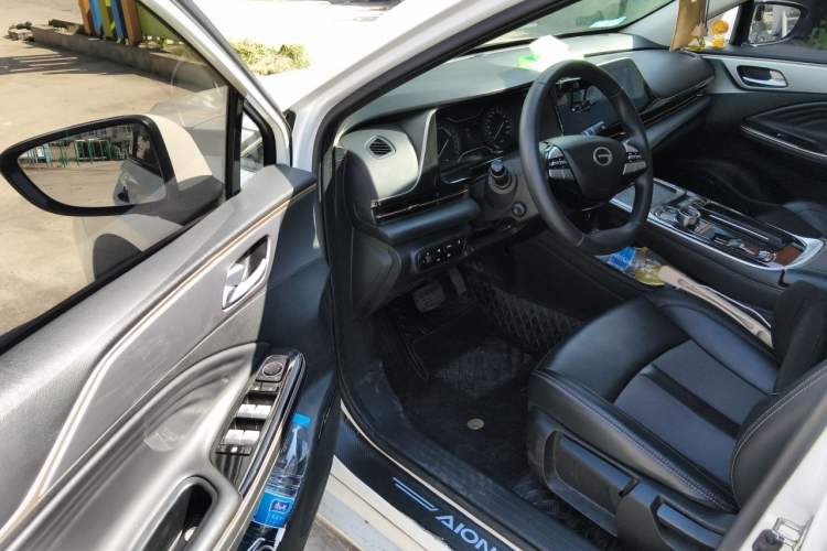 Used AION S 2023 Meizu 580 Lithium Iron Phosphate Driver Seat