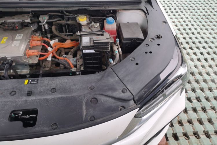 Used AION S 2023 Meizu 580 Lithium Iron Phosphate Engine Bay Left