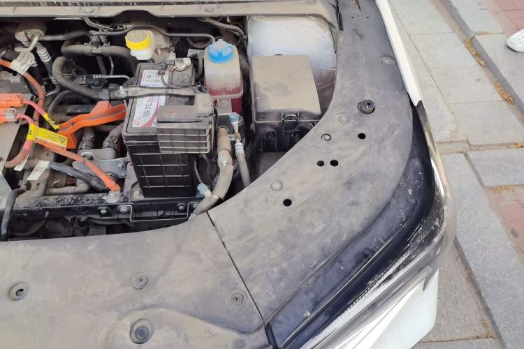 Used AION S 2023 Meizu 580 Lithium Iron Phosphate Engine Bay Left