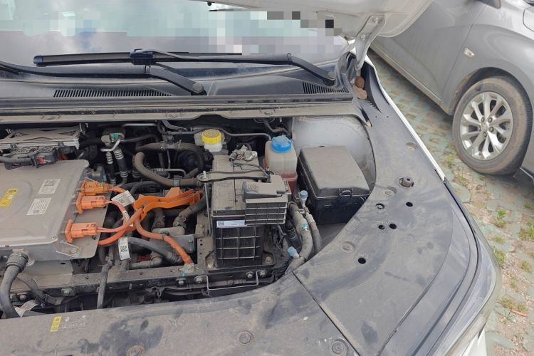 Used AION S 2023 Meizu 580 Lithium Iron Phosphate Engine Bay Left
