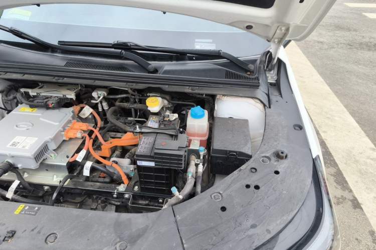 Used AION S 2023 Meizu 580 Lithium Iron Phosphate Engine Bay Left
