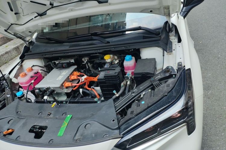 Used AION S 2023 Meizu 580 Lithium Iron Phosphate Engine Bay Left