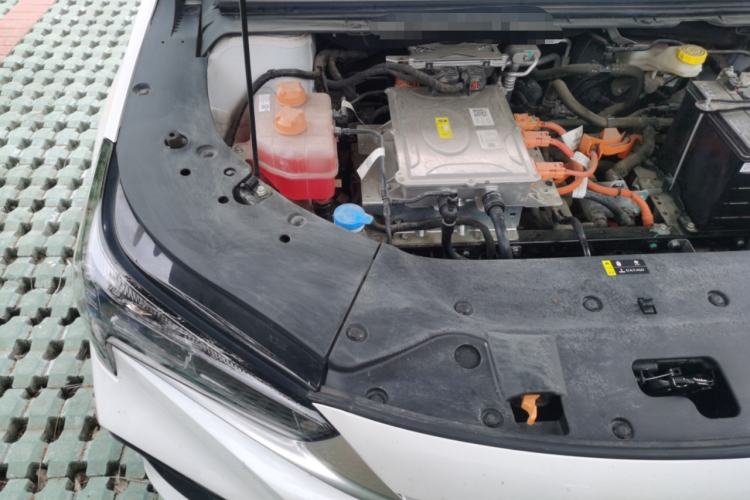 Used AION S 2023 Meizu 580 Lithium Iron Phosphate Engine Bay Right