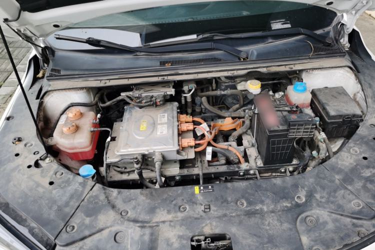 Used AION S 2023 Meizu 580 Lithium Iron Phosphate Engine Bay Right