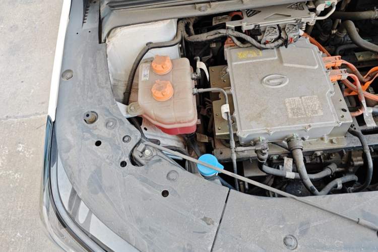 Used AION S 2023 Meizu 580 Lithium Iron Phosphate Engine Bay Right