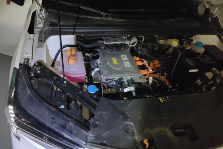 Used AION S 2023 Meizu 580 Lithium Iron Phosphate Engine Bay Right