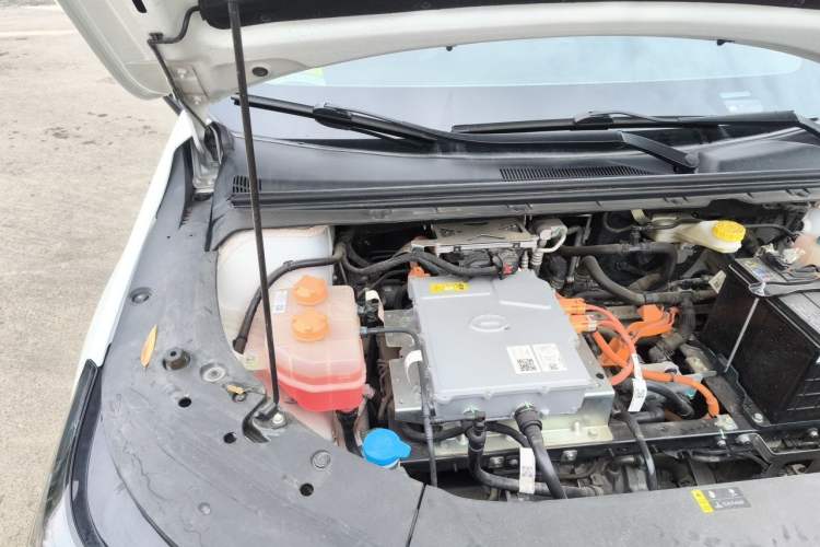 Used AION S 2023 Meizu 580 Lithium Iron Phosphate Engine Bay Right