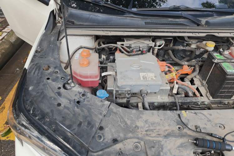 Used AION S 2023 Meizu 580 Lithium Iron Phosphate Engine Bay Right
