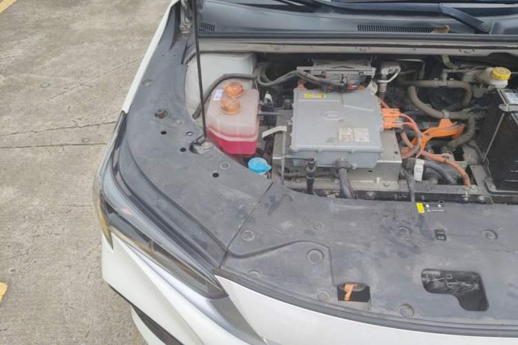 Used AION S 2023 Meizu 580 Lithium Iron Phosphate Engine Bay Right