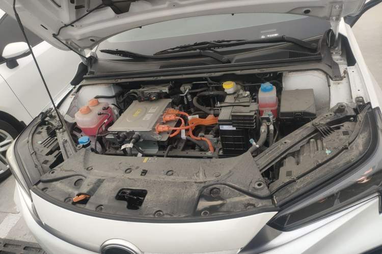 Used AION S 2023 Meizu 580 Lithium Iron Phosphate Engine Bay