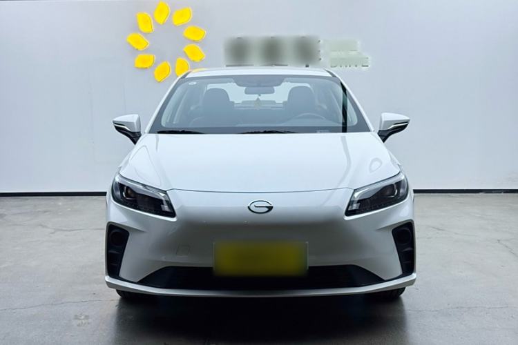 Used AION S 2023 Xuan 530 48.67 kWh Lithium Iron Phosphate Exterior 1