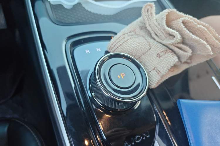 Used AION S 2023 Meizu 580 Lithium Iron Phosphate Gear Lever