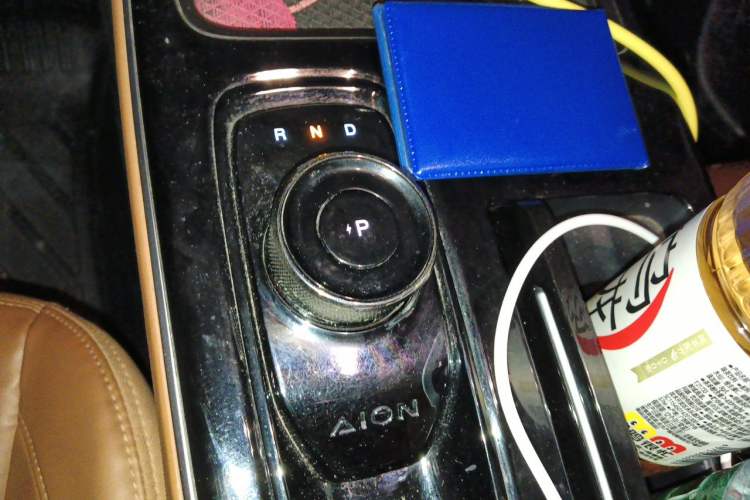 Used AION S 2023 Meizu 580 Lithium Iron Phosphate Gear Lever
