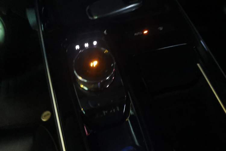 Used AION S 2023 Meizu 580 Lithium Iron Phosphate Gear Lever