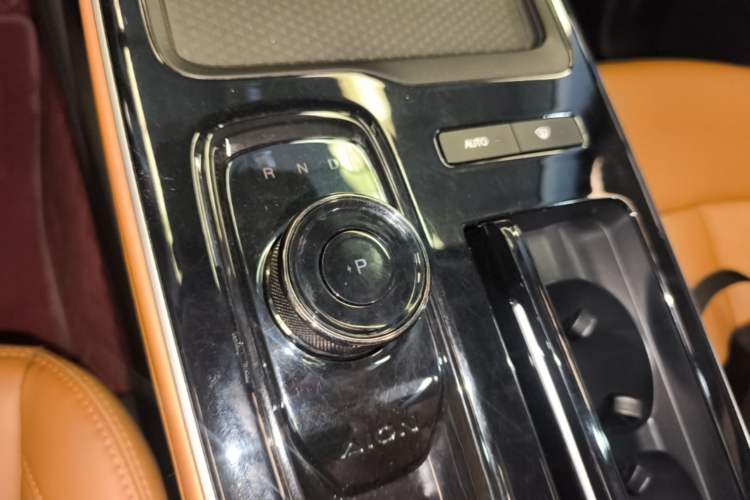 Used AION S 2023 Meizu 580 Lithium Iron Phosphate Gear Lever