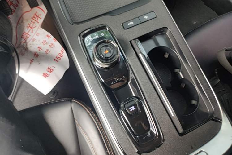 Used AION S 2023 Meizu 580 Lithium Iron Phosphate Gear Lever
