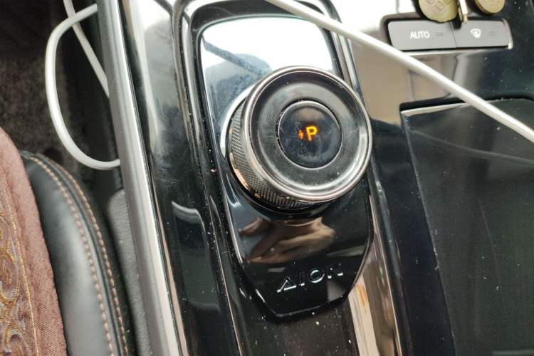 Used AION S 2023 Meizu 580 Lithium Iron Phosphate Gear Lever