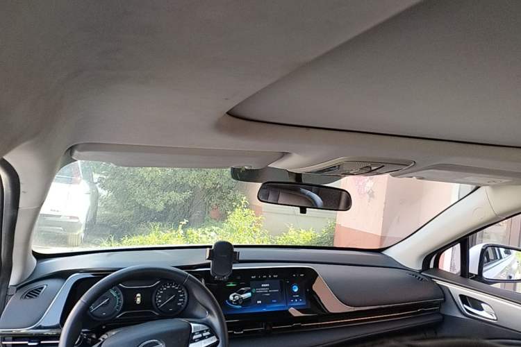 Used AION S 2023 Meizu 580 Lithium Iron Phosphate Headliner