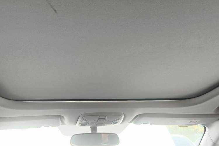 Used AION S 2023 Meizu 580 Lithium Iron Phosphate Headliner