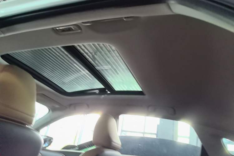 Used AION S 2023 Xuan 580 55.2 kWh Lithium Iron Phosphate Headliner