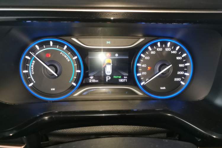 Used AION S 2023 Meizu 580 Lithium Iron Phosphate Instrument Cluster