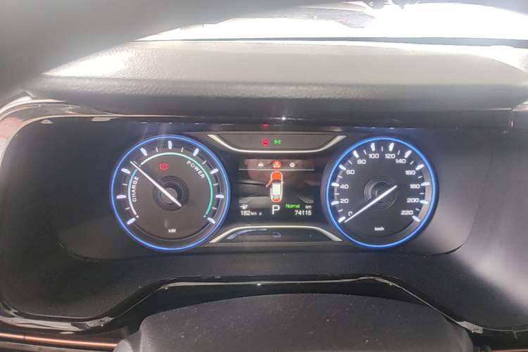 Used AION S 2023 Meizu 580 Lithium Iron Phosphate Instrument Cluster
