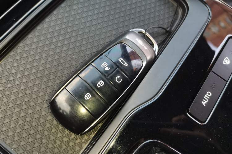 Used AION S 2023 Meizu 580 Lithium Iron Phosphate Interior 1