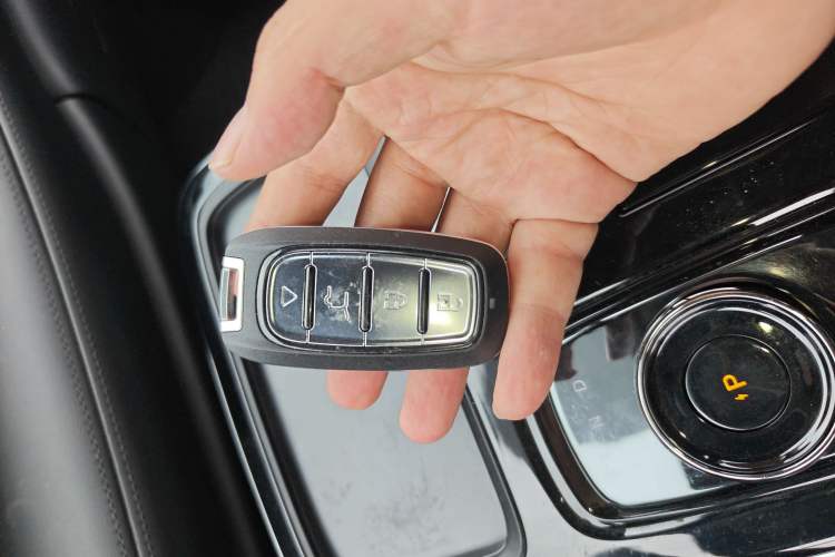 Used AION S 2023 Meizu 580 Lithium Iron Phosphate Interior 1