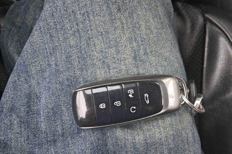 Used AION S 2023 Meizu 580 Lithium Iron Phosphate Interior 1