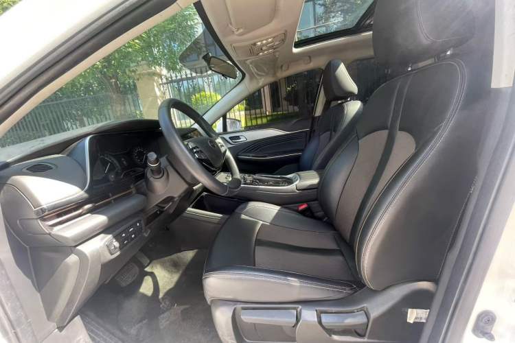 Used AION S 2023 Meizu 580 Lithium Iron Phosphate Interior 2