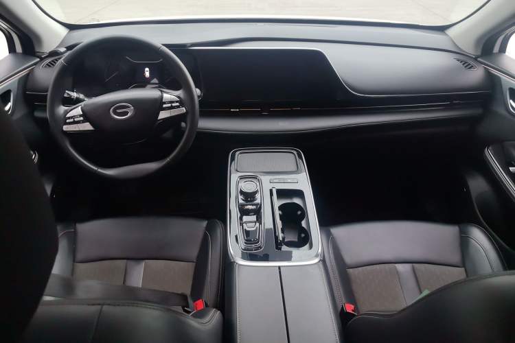 Used AION S 2023 Meizu 580 Lithium Iron Phosphate Interior 2