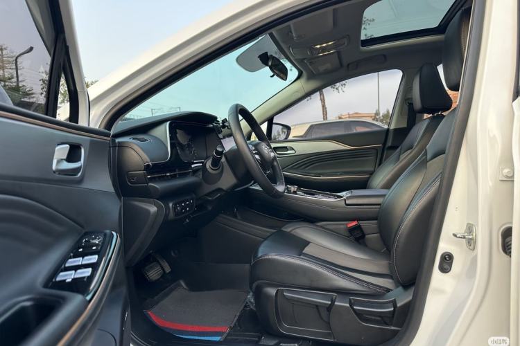 Used AION S 2023 Meizu 580 Lithium Iron Phosphate Interior 2