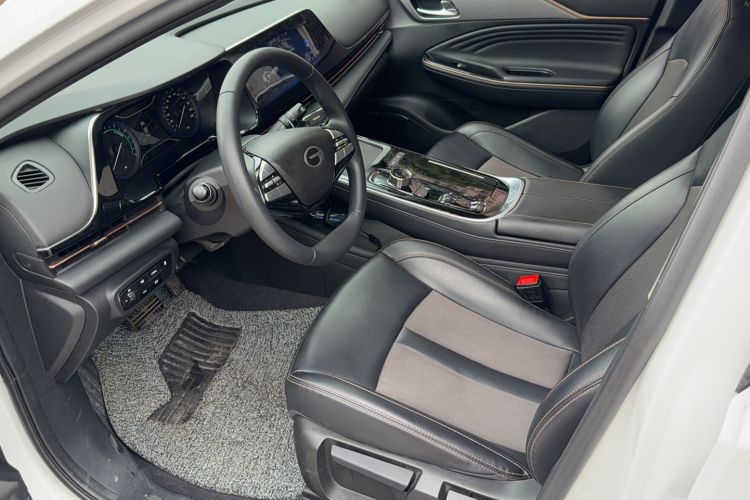 Used AION S 2023 Meizu 580 Lithium Iron Phosphate Interior 3