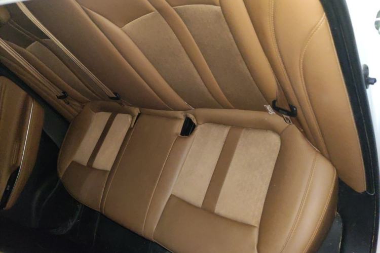 Used AION S 2023 Meizu 580 Lithium Iron Phosphate Interior 4