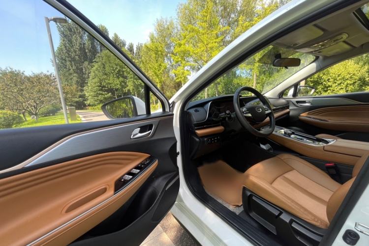 Used AION S 2023 Meizu 580 Lithium Iron Phosphate Interior 4