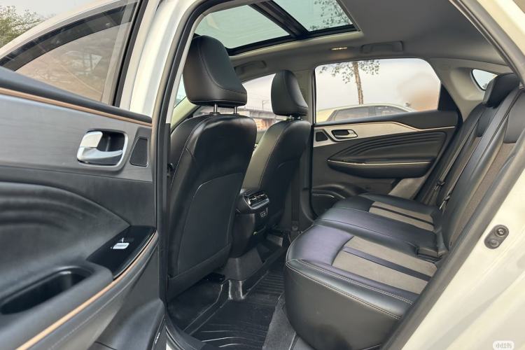 Used AION S 2023 Meizu 580 Lithium Iron Phosphate Interior 4