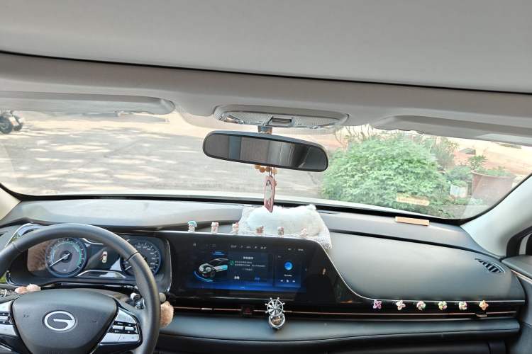 Used AION S 2023 Meizu 580 Lithium Iron Phosphate Interior 5