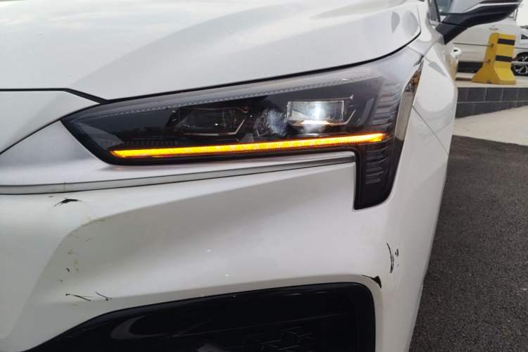 Used AION S 2023 Meizu 580 Lithium Iron Phosphate Left Front Headlight