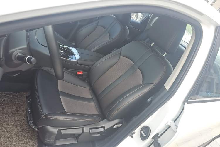 Used AION S 2023 Meizu 580 Lithium Iron Phosphate Left Front Seat