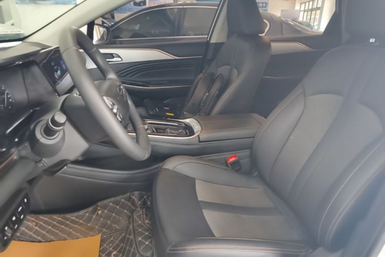 Used AION S 2023 Xuan 580 55.2 kWh Lithium Iron Phosphate Left Front Seat