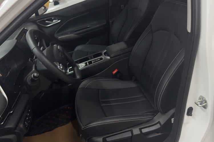 Used AION S 2023 Xuan 530 48.67 kWh Lithium Iron Phosphate Left Front Seat
