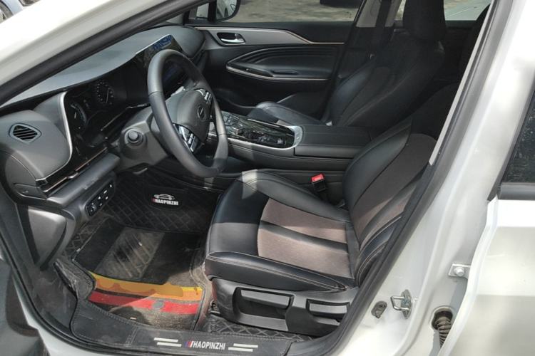 Used AION S 2023 Meizu 580 Lithium Iron Phosphate Left Front Seat