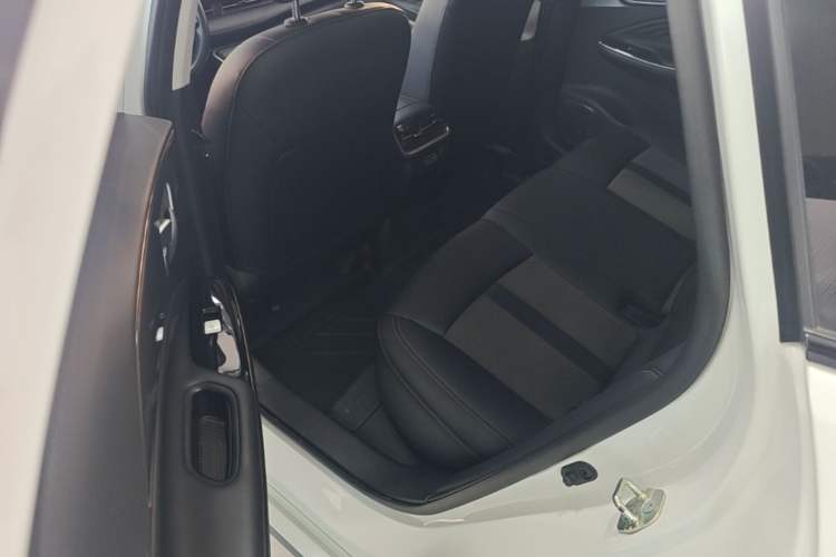 Used AION S 2023 Meizu 580 Lithium Iron Phosphate Left Rear Seat