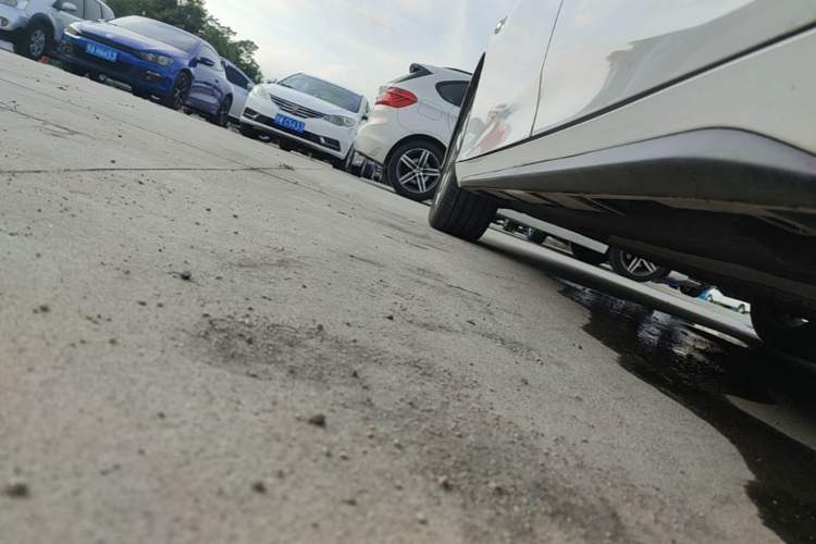 Used AION S 2023 Meizu 580 Lithium Iron Phosphate Left Side Sill
