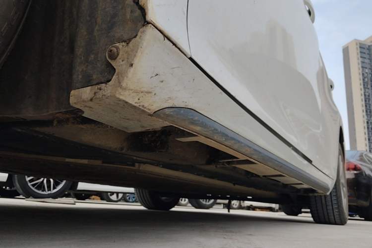 Used AION S 2023 Meizu 580 Lithium Iron Phosphate Left Side Sill