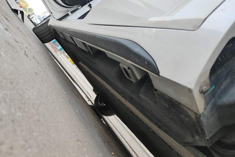 Used AION S 2023 Meizu 580 Lithium Iron Phosphate Left Side Sill