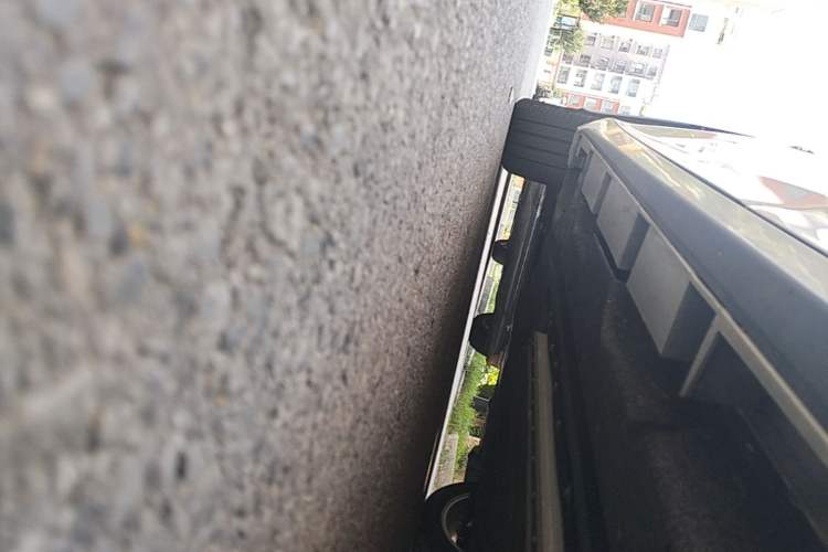 Used AION S 2023 Meizu 580 Lithium Iron Phosphate Left Side Sill