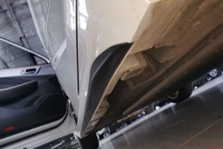 Used AION S 2023 Meizu 580 Lithium Iron Phosphate Left Side Sill